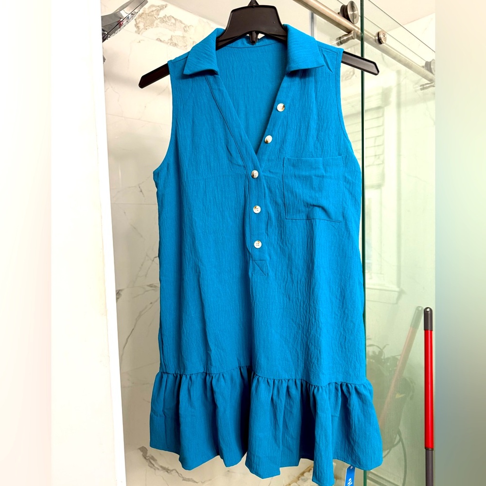 Sleeveless Blue Button-Up Dress